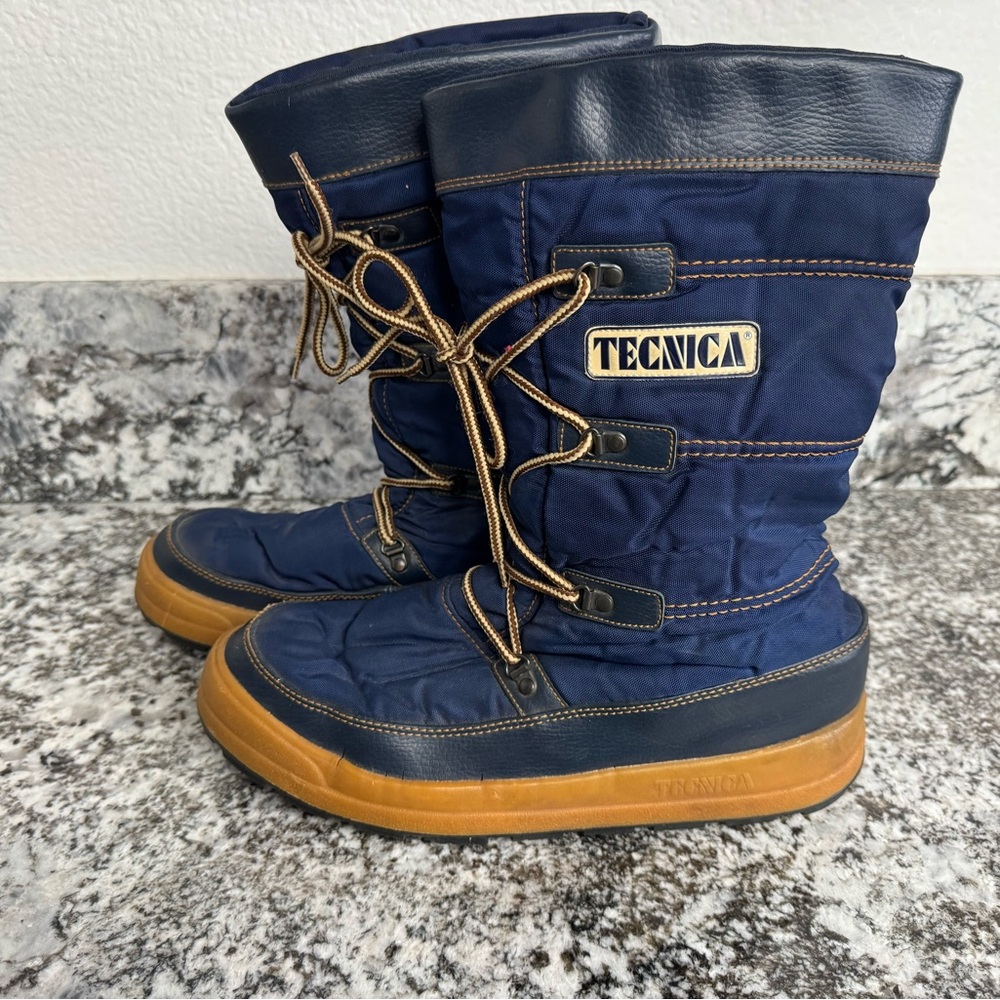 Tecnica Vintage Italian Snow Boots Size 45  Retro Ski Après Winter Rare Unisex